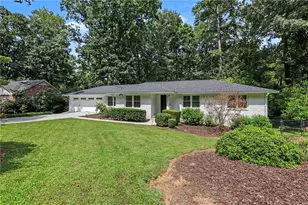2665 Hawthorne Dr NE, Atlanta, GA 30345 - Photo 2