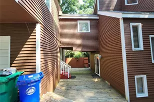 258 Kenilworth Cir, Stone Mountain, GA 30083 - Photo 2