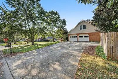 1820 N Chestnut Grove Drive, Marietta, GA 30066 - Photo 46