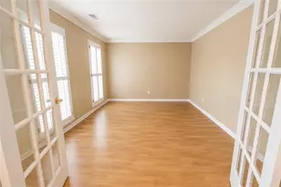 1820 N Chestnut Grove Dr, Marietta, GA 30066 - Photo 4