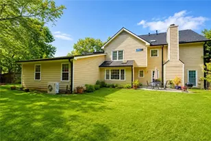 1820 N Chestnut Grove Dr, Marietta, GA 30066 - Photo 22