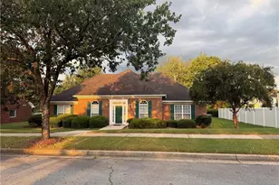 1244 Saxony Dr SE, Conyers, GA 30013 - Photo 2