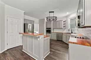 2525 Woodbrook Ct, Lawrenceville, GA 30043 - Photo 10
