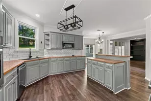 2525 Woodbrook Ct, Lawrenceville, GA 30043 - Photo 8
