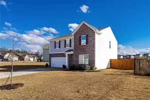 449 Mccall Wy, Monroe, GA 30655 - Photo 2