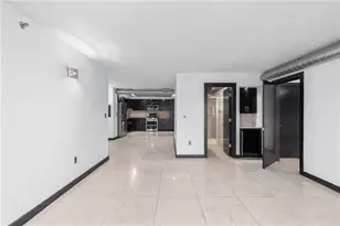 795 Hammond Dr, Sandy Springs, GA 30328 - Photo 10
