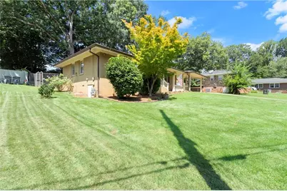371 North Avenue, Hapeville, GA 30354 - Photo 2