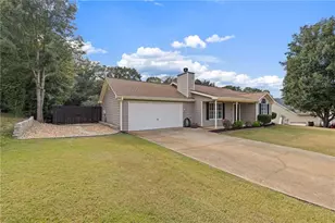655 Thorn Brook Ridge, Bethlehem, GA 30620 - Photo 2