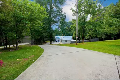 1695 Lakeside Trail, Cumming, GA 30041 - Photo 34