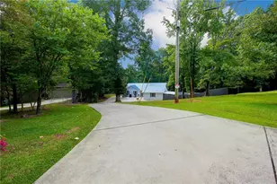 1695 Lakeside Trail, Cumming, GA 30041 - Photo 34