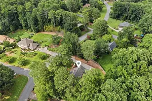 2059 Mountain Creek Dr, Stone Mountain, GA 30087 - Photo 36