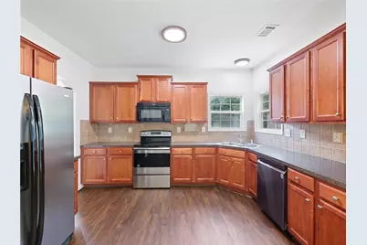 3926 Walnut Grove Way, Gainesville, GA 30506 - Photo 10
