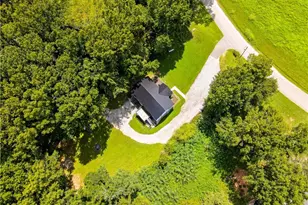 295 Perkins Cir, Cumming, GA 30028 - Photo 4