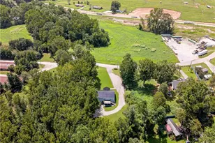 295 Perkins Cir, Cumming, GA 30028 - Photo 2