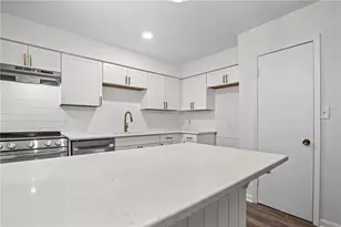 2840 Somerton Dr, Morrow, GA 30260 - Photo 14