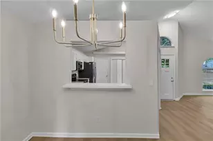 713 Stonebridge Way, Lithonia, GA 30058 - Photo 10