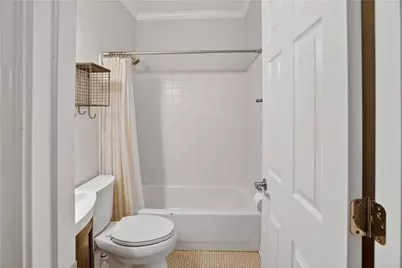 3675 Peachtree Road NE #19, Atlanta, GA 30319 - Photo 14