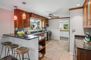 1031 Shepherds Ln, Atlanta, GA 30324 - Photo 12