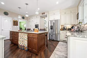 21 Rocky Cir NE, White, GA 30184 - Photo 8