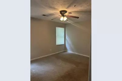 2136 Wellington Circle, Lithonia, GA 30058 - Photo 12