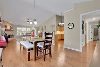 8720 Meadow Glen Court, Gainesville, GA 30506 - Photo 12