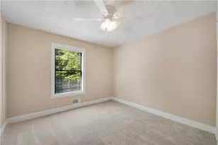 2404 Stockton Pl, Marietta, GA 30066 - Photo 20