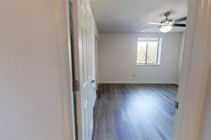 300 Johnson Ferry Road NE, Sandy Springs, GA 30328 - Photo 18