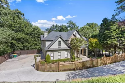 8430 Valemont Drive, Sandy Springs, GA 30350 - Photo 32
