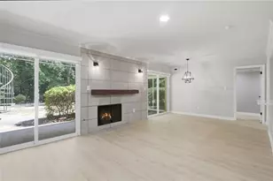 5400 Roswell Rd, Sandy Springs, GA 30342 - Photo 2