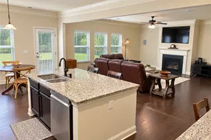 5910 Crescent Landing Dr, Cumming, GA 30028 - Photo 8