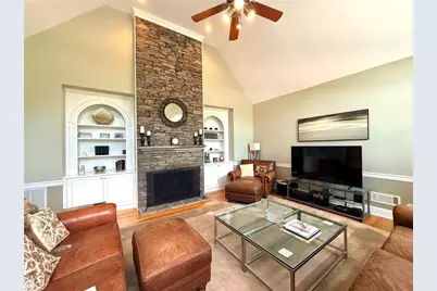 2667 Dunhaven Court, Snellville, GA 30078 - Photo 10