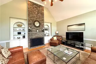 2667 Dunhaven Ct, Snellville, GA 30078 - Photo 10