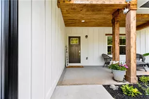 3979 Pointe N, Gainesville, GA 30506 - Photo 2