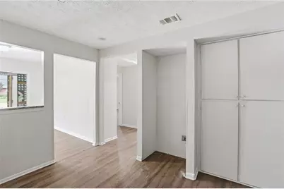 4756 Glenwood Road, Decatur, GA 30035 - Photo 8