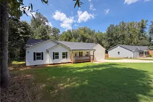 201 Deerfield Ln, Carrollton, GA 30116 - Photo 18