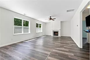 1015 Liberty Ives Dr, Auburn, GA 30011 - Photo 16