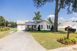 120 Fieldcrest Dr SE, Calhoun, GA 30701 - Photo 2