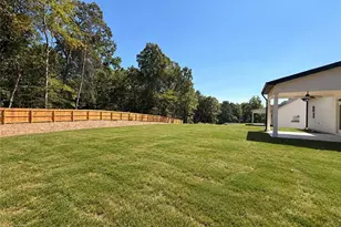 9130 Lisa Cir, Gainesville, GA 30506 - Photo 14