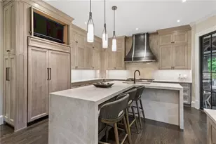 3085 Slaton Dr, Atlanta, GA 30305 - Photo 14