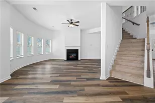 5673 Wyncreek Circle SW, Atlanta, GA 30331 - Photo 6