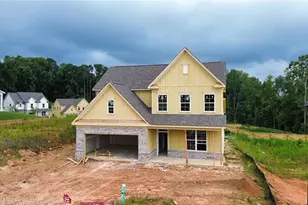 5659 Evelyn Ln, Flowery Branch, GA 30542 - Photo 2