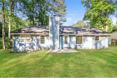 8605 Collins Drive, Jonesboro, GA 30236 - Photo 20
