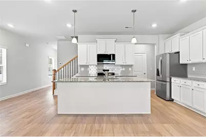 387 Lanier Circle, Woodstock, GA 30189 - Photo 8