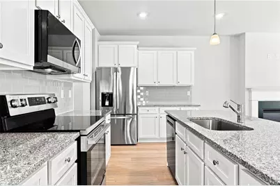 387 Lanier Circle, Woodstock, GA 30189 - Photo 10