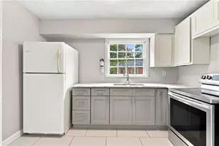 1576 Wellswood Dr SE, Atlanta, GA 30315 - Photo 8