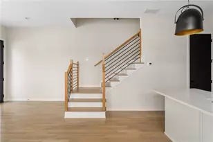 454 Calhoun St NW, Atlanta, GA 30318 - Photo 10