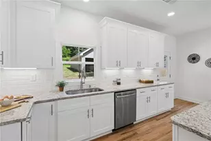 544 Westmeath Dr SW, Atlanta, GA 30310 - Photo 6