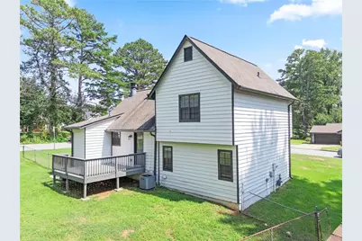 9386 Woodknoll Lane, Jonesboro, GA 30238 - Photo 4