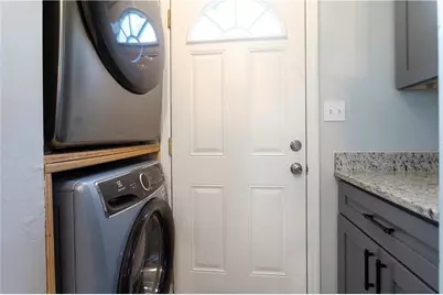 9386 Woodknoll Lane, Jonesboro, GA 30238 - Photo 26