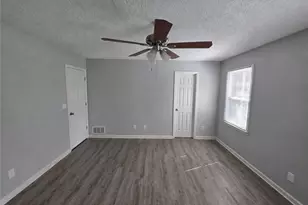 17 Winchester Dr, Euharlee, GA 30145 - Photo 12